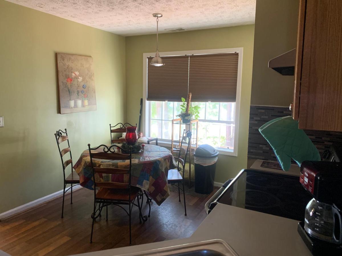 Conley Captivating Home Near Downtown Atl מראה חיצוני תמונה
